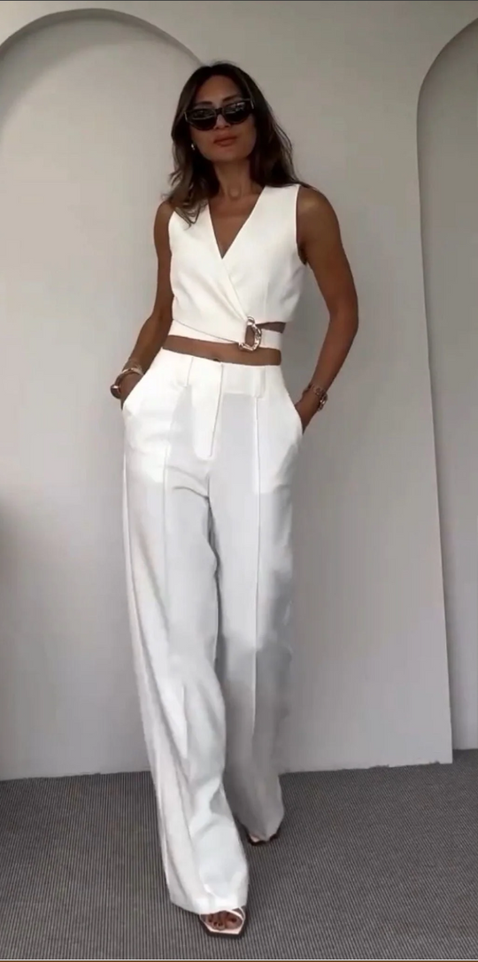 Erelah | Stylish Classic Suit