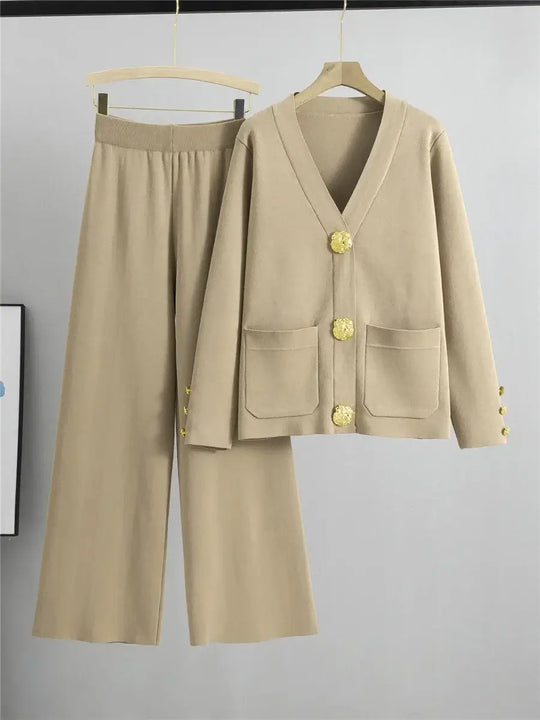 Vela | Button-Detail Chic Set