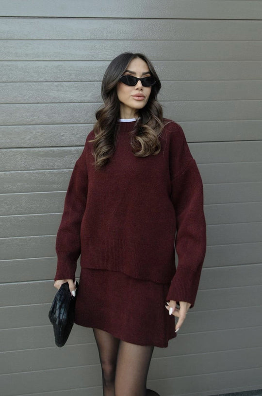 Ellis | Chic Sweater Skirt Ensemble