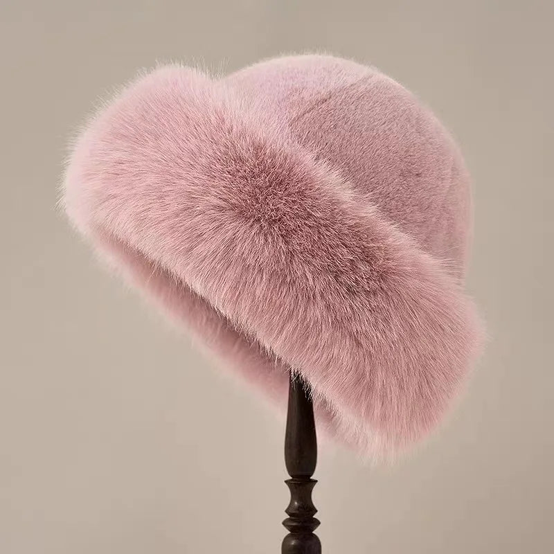 Victoria - Elegant Cozy Hat