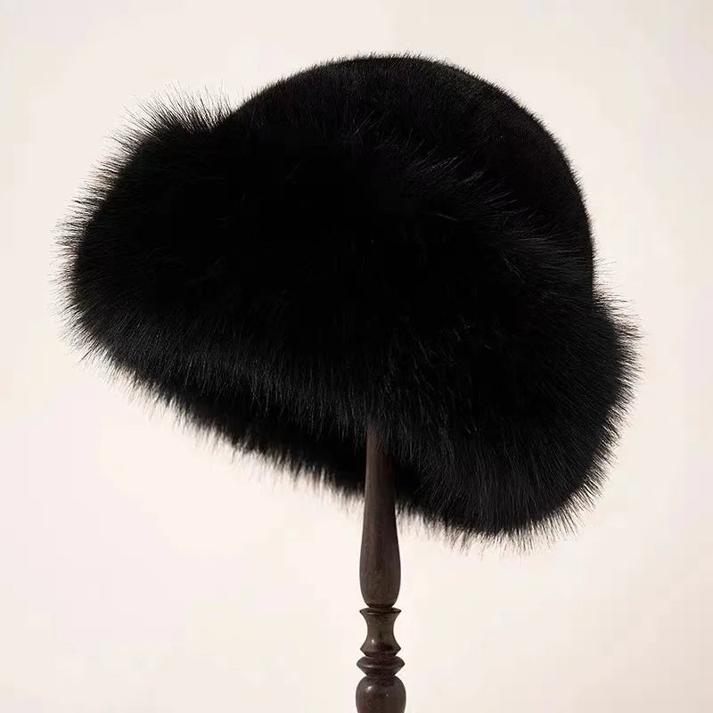 Victoria - Elegant Cozy Hat