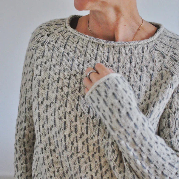 Sue - Elegant Gray Sweater